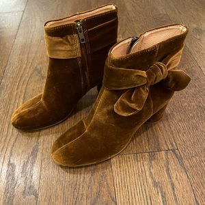 MADEWELL Velvet Ankle Bow Bootie SIZE 8